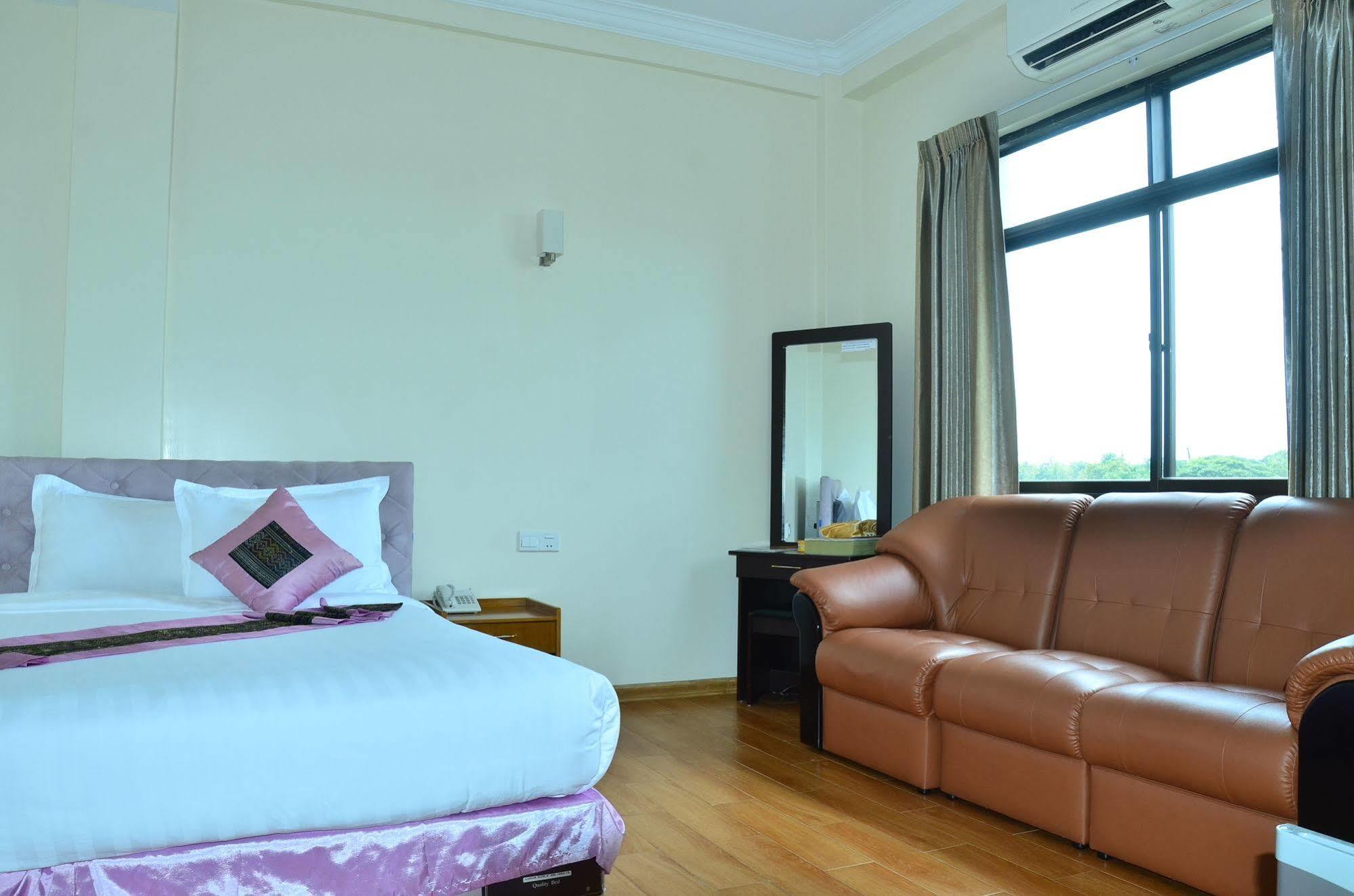 Hotel Mindhama Yangon Exterior foto